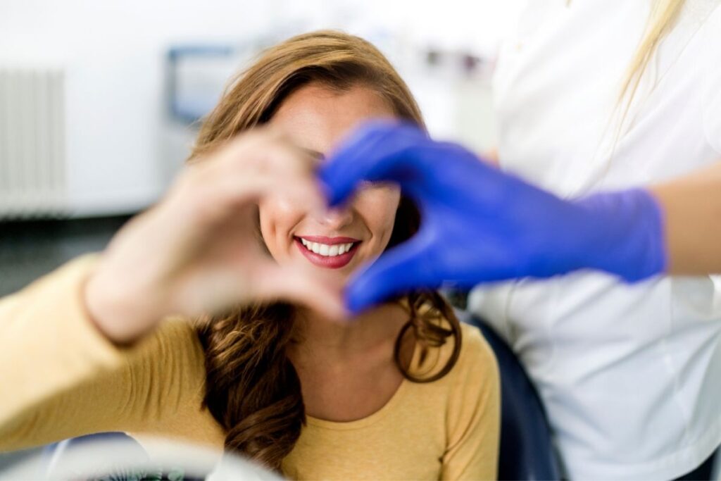Root Canal vs Tooth Extraction in Antalya